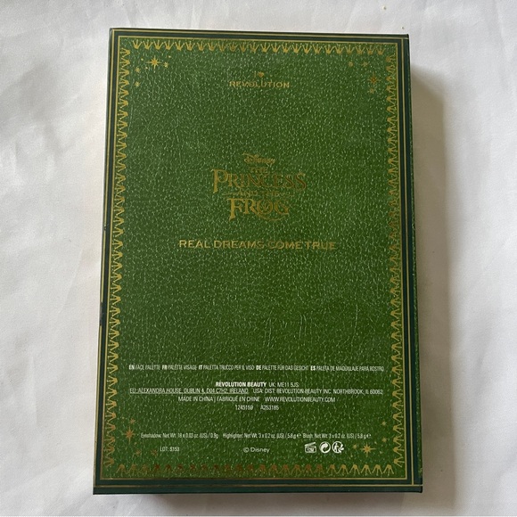 Revolution Beauty Disney Princess The Princess and the Frog Palette - Picture 4 of 5